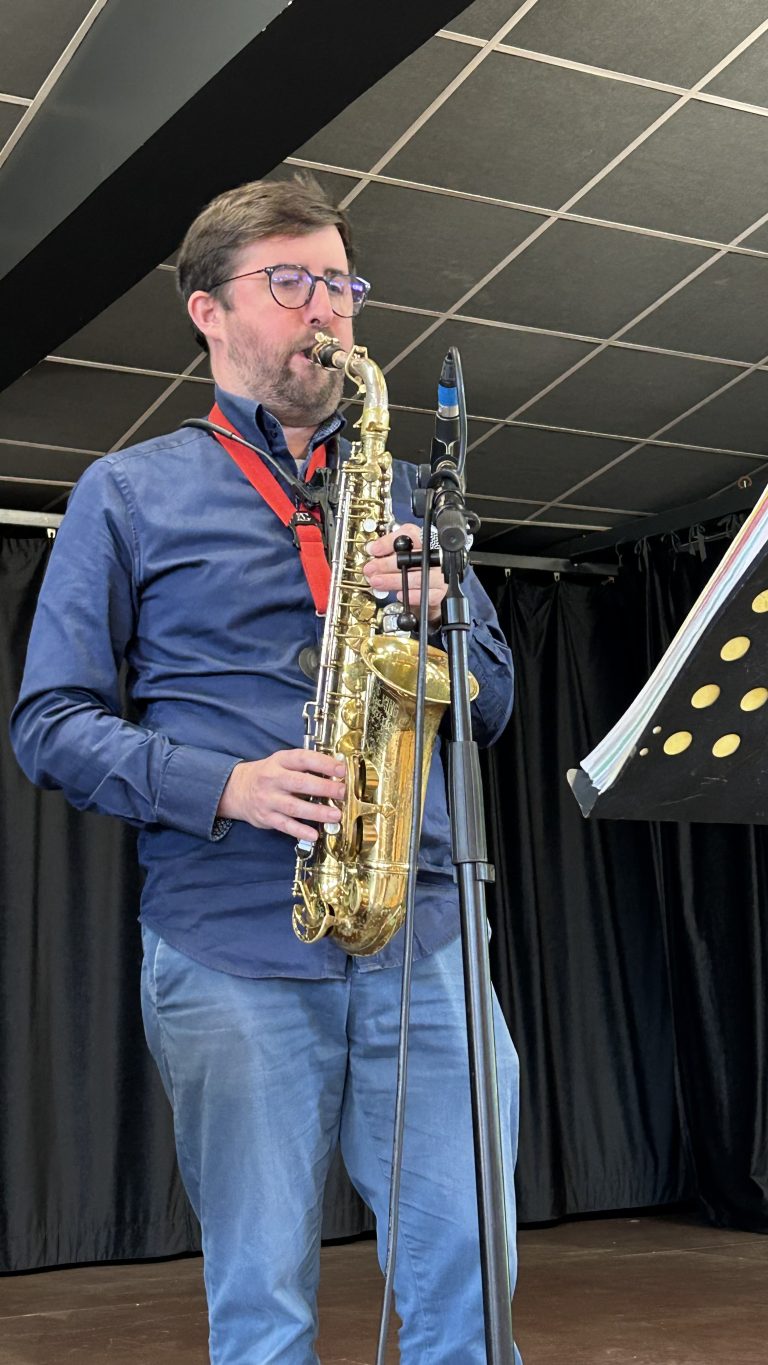 Repas dansant avril 2024